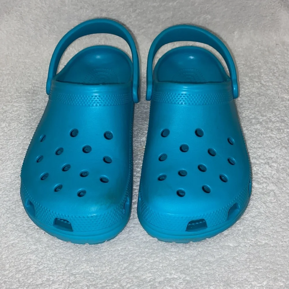 Crocs Unisex-Adult Classic Clogs turquoise men’s 10 women’s 12